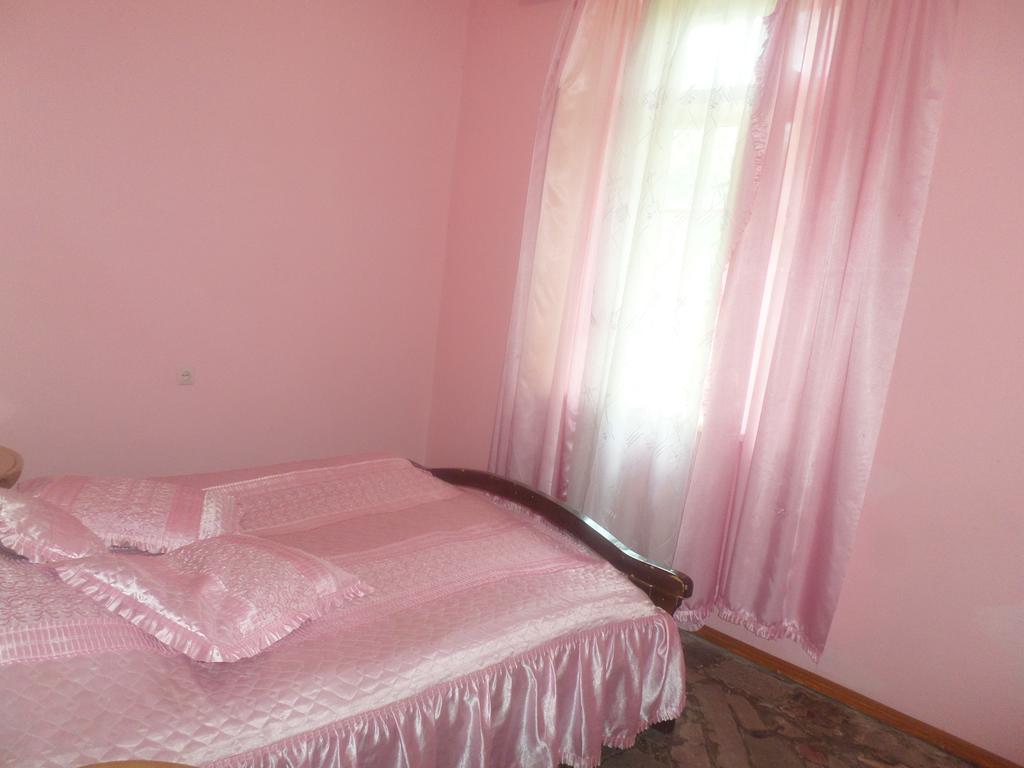 Guest House Sen Dilijan Luaran gambar