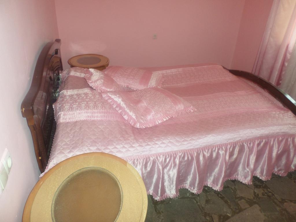 Guest House Sen Dilijan Luaran gambar
