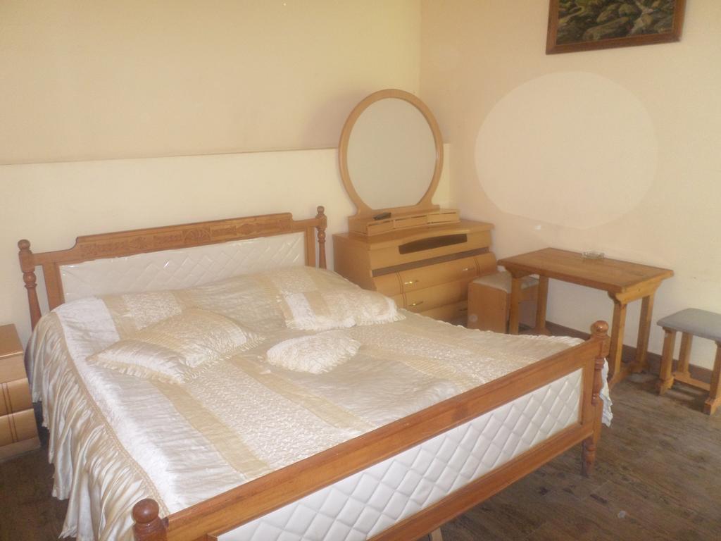Guest House Sen Dilijan Luaran gambar