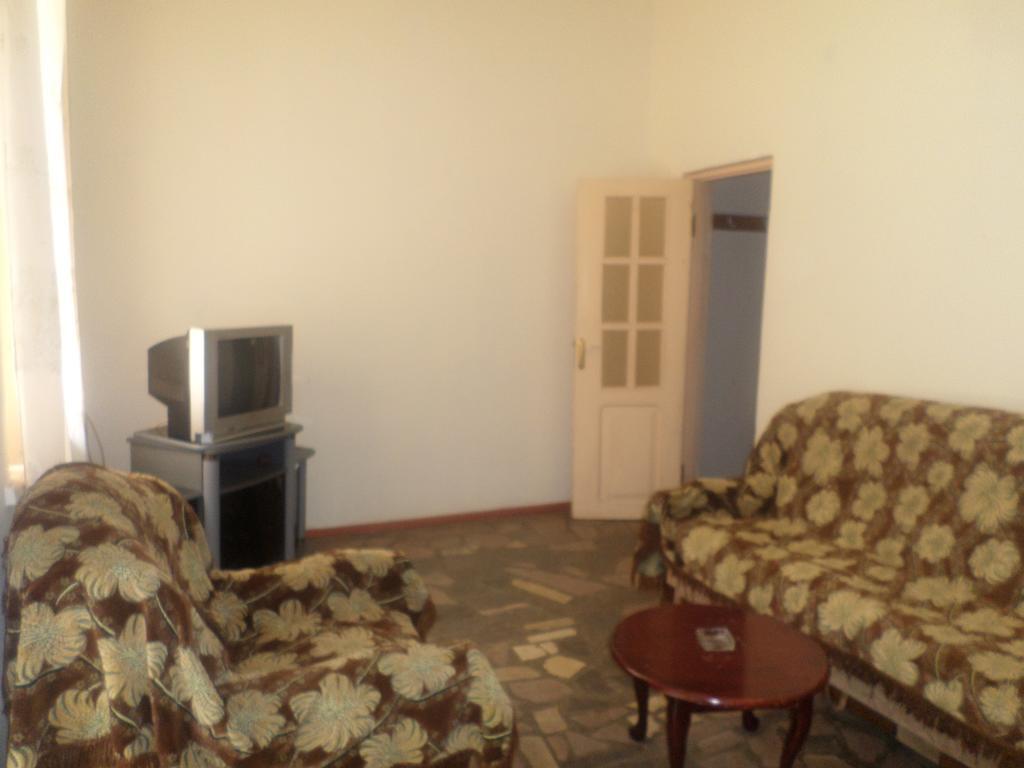 Guest House Sen Dilijan Luaran gambar